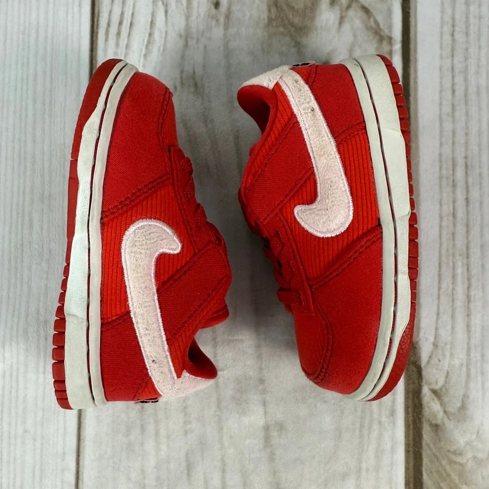 Nike Dunk Low Valentine's Day‎ Toddler Shoes Size 6C